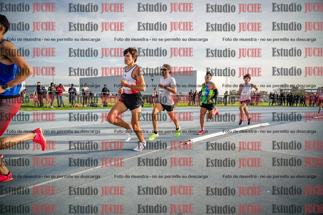 Fotos de los 1500 m llanos de varones