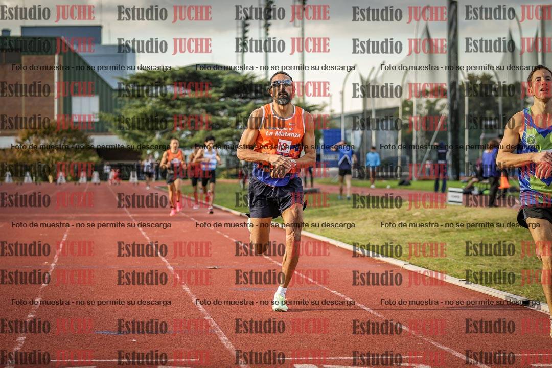 Fotos de los 1500 m llanos de varones