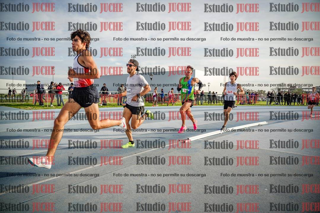 Fotos de los 1500 m llanos de varones