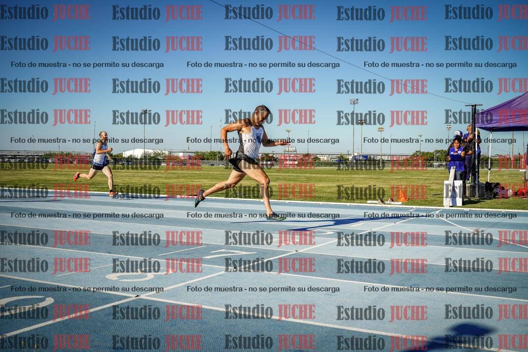 Fotos de los 400 m llanos de varones