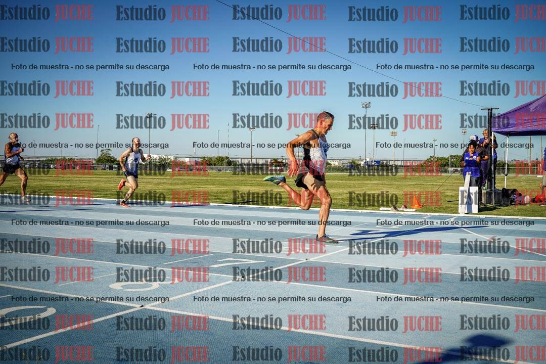 Fotos de los 400 m llanos de varones