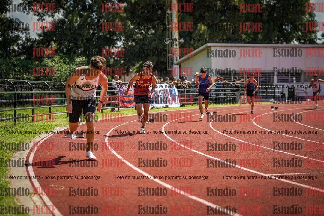 Fotos de los 400 m con vallas de varones