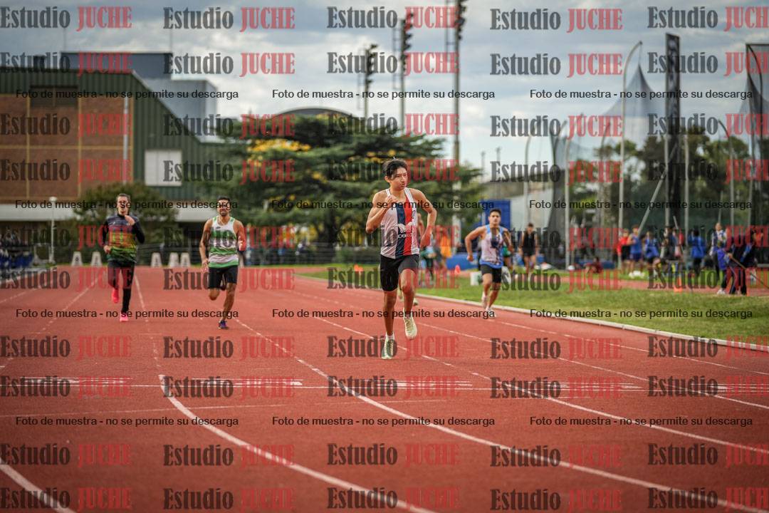 Fotos de los 400 m llanos de varones