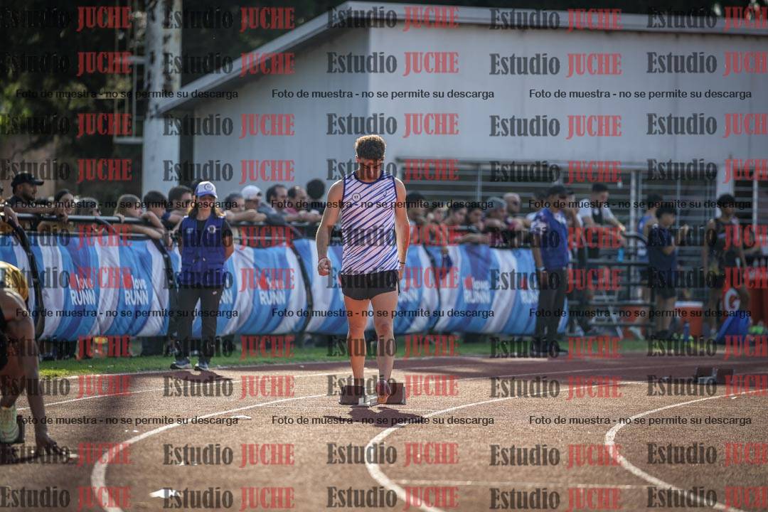 Fotos de los 400 m con vallas de varones