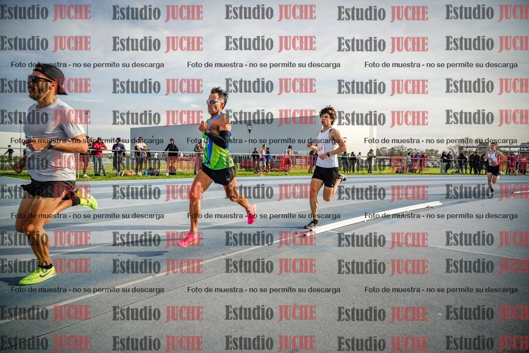 Fotos de los 1500 m llanos de varones