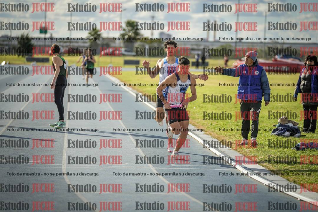 Fotos de las postas 4x400 m llanos de varones