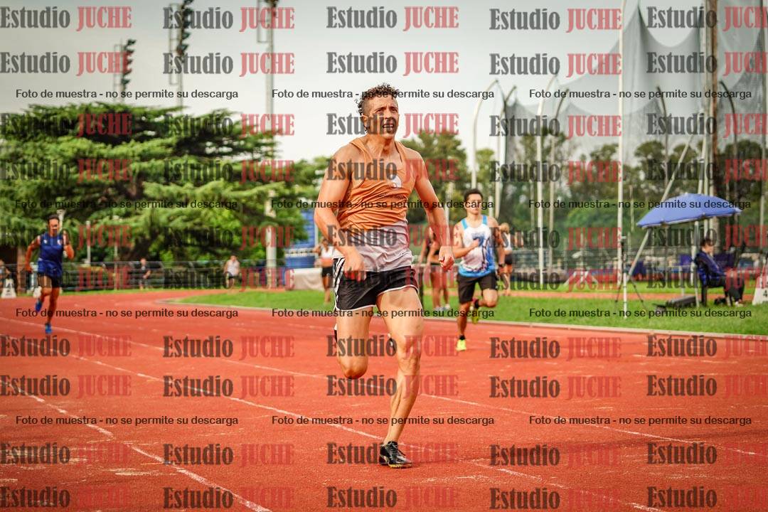 Fotos de los 400 m llanos de varones