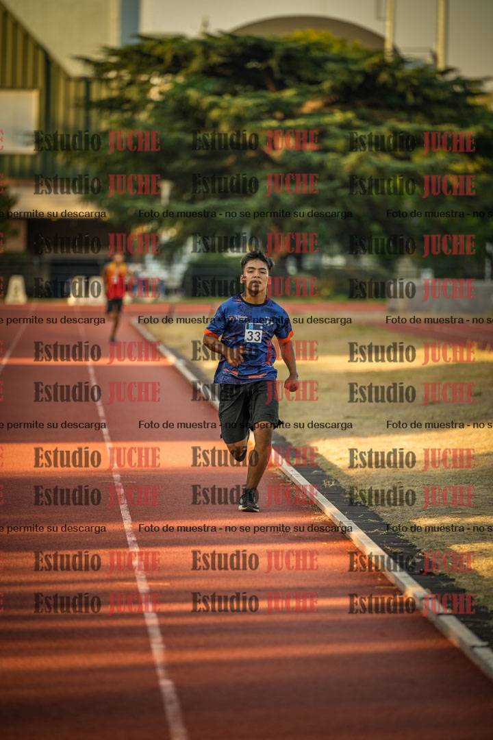 Fotos de los 2400 m llanos de varones