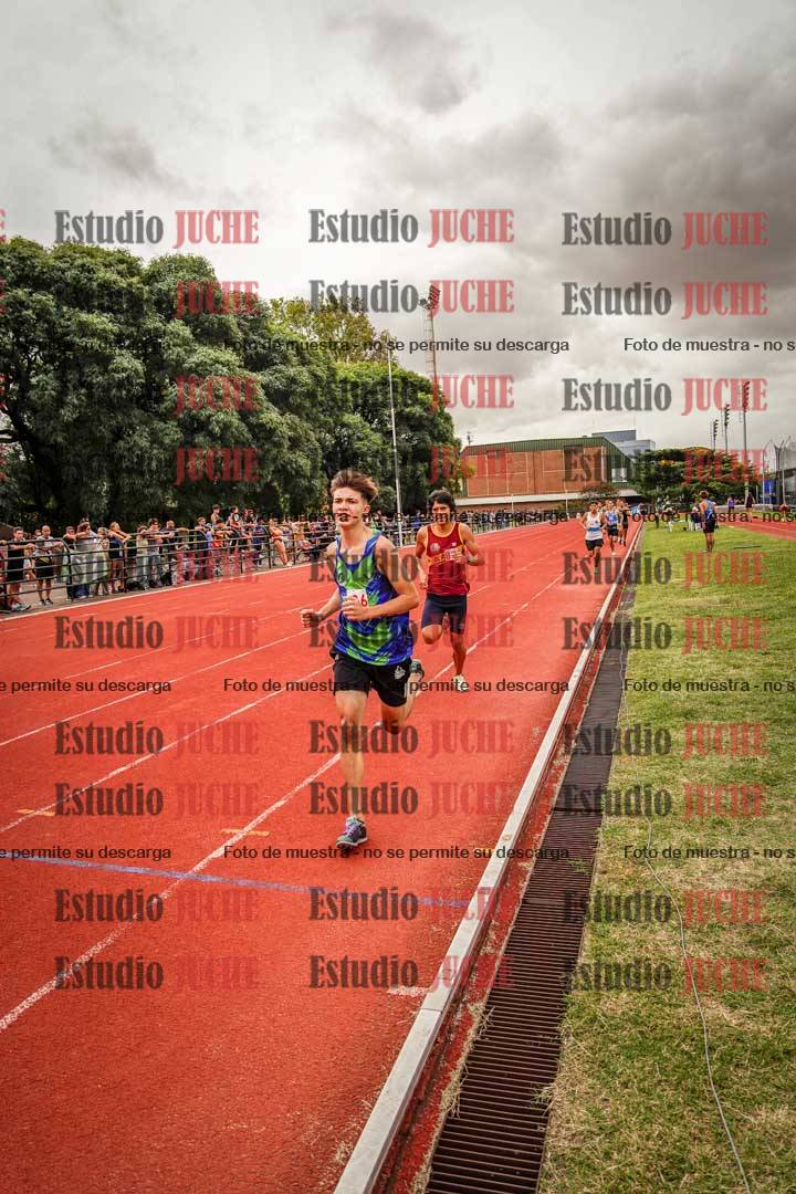 Fotos de los 800 m de varones