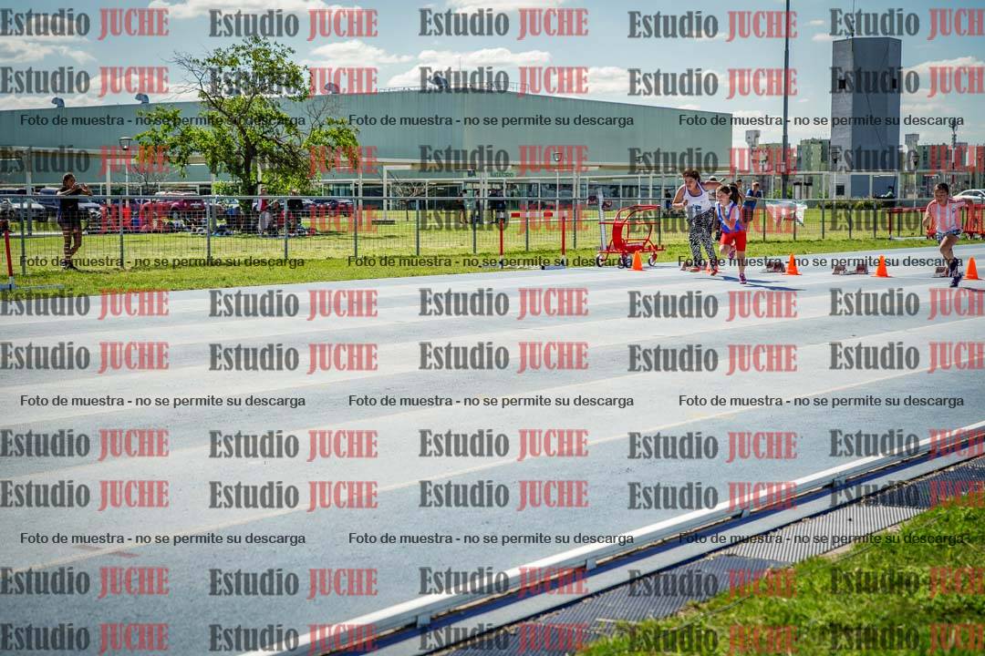 Fotos de los 50 m llanos de mujeres
