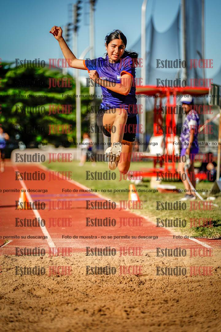 Fotos del salto triple de mujeres y varones - tablas de 8 - 11 - 13