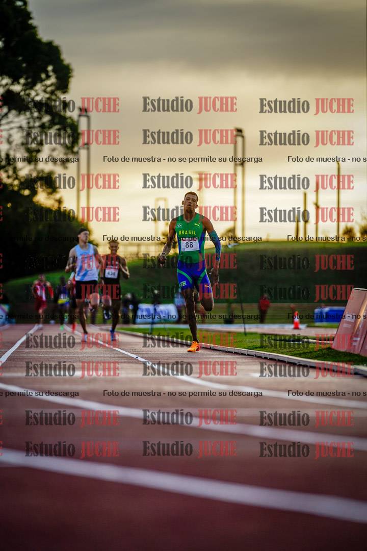 Fotos de los relevos 4x400 m de varones