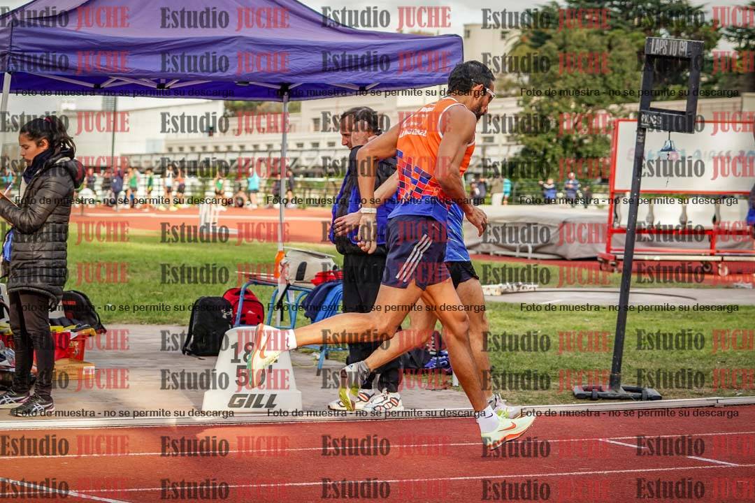 Fotos de los 1500 m llanos de varones
