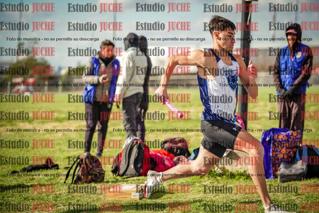 Fotos de las postas 4x400 m llanos de varones