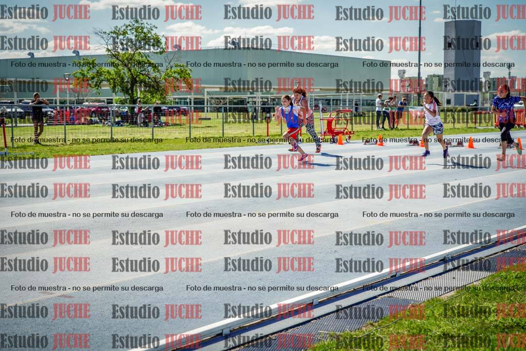 Fotos de los 50 m llanos de mujeres