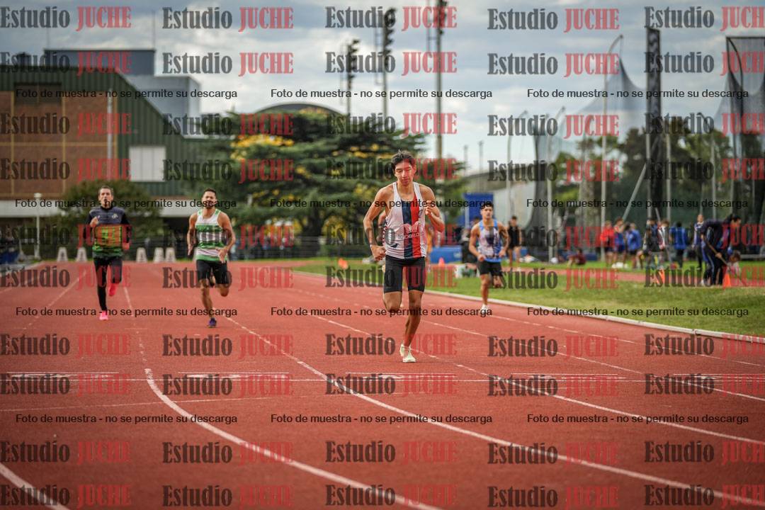 Fotos de los 400 m llanos de varones