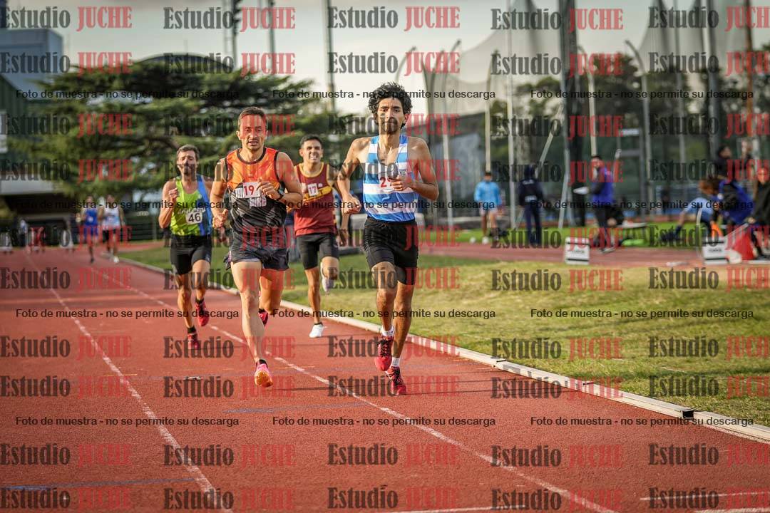 Fotos de los 1500 m llanos de varones