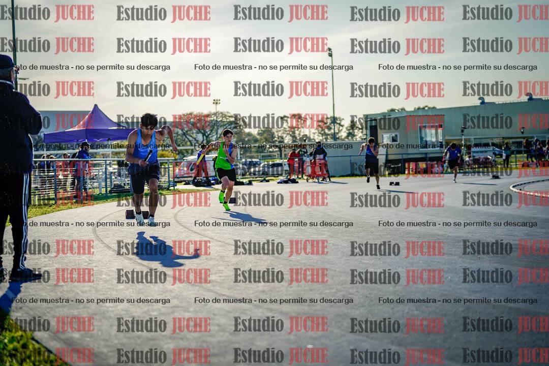 Fotos de las postas 4x100 m llanos de varones