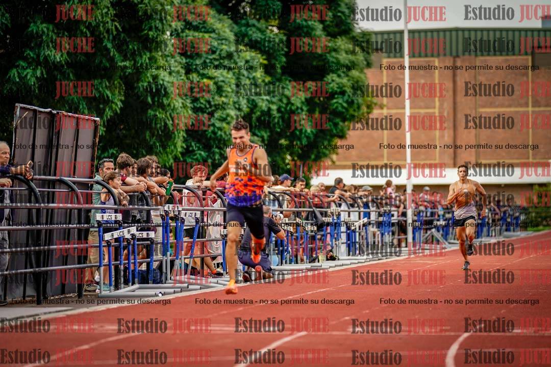 Fotos de los 400 m llanos de varones