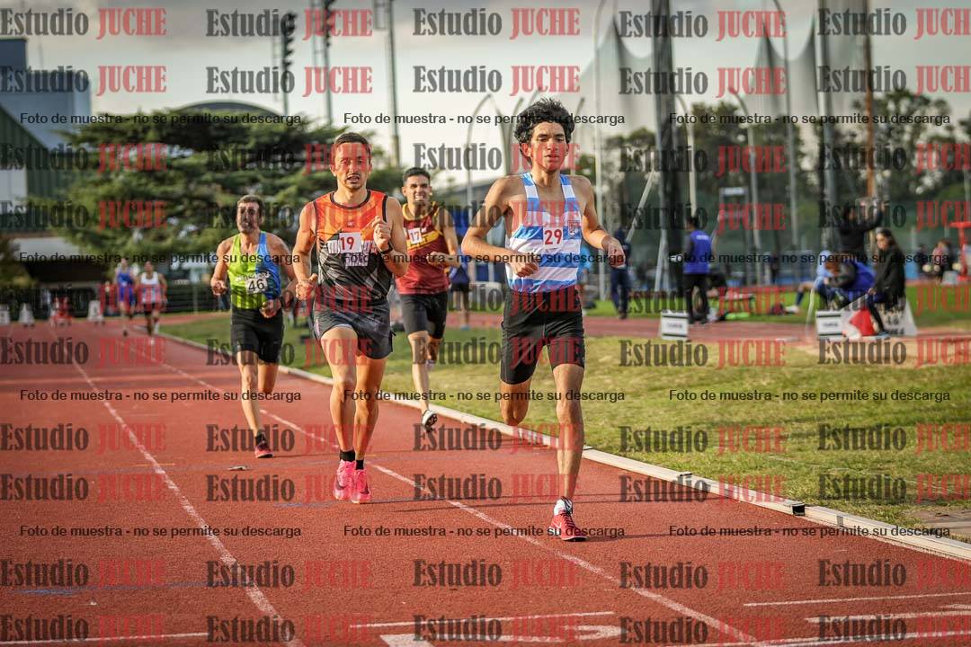 Fotos de los 1500 m llanos de varones