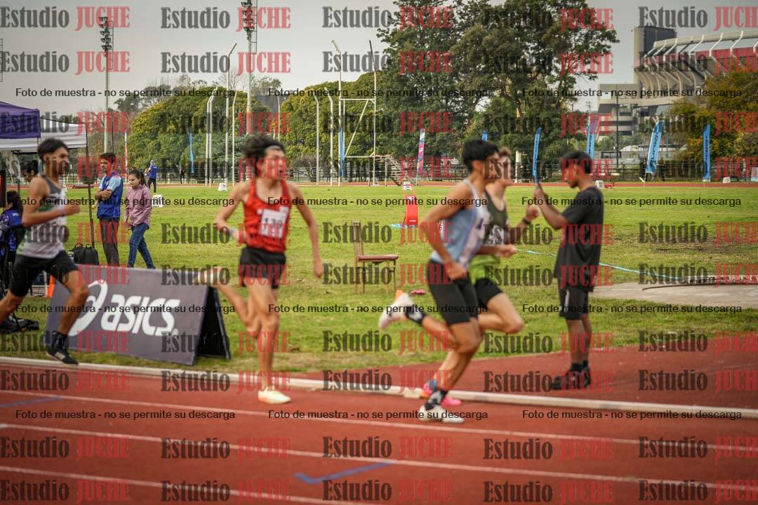 Fotos de los 1500 m llanos de varones