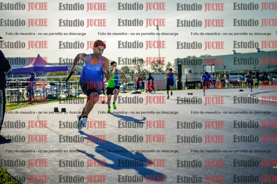 Fotos de las postas 4x100 m llanos de varones