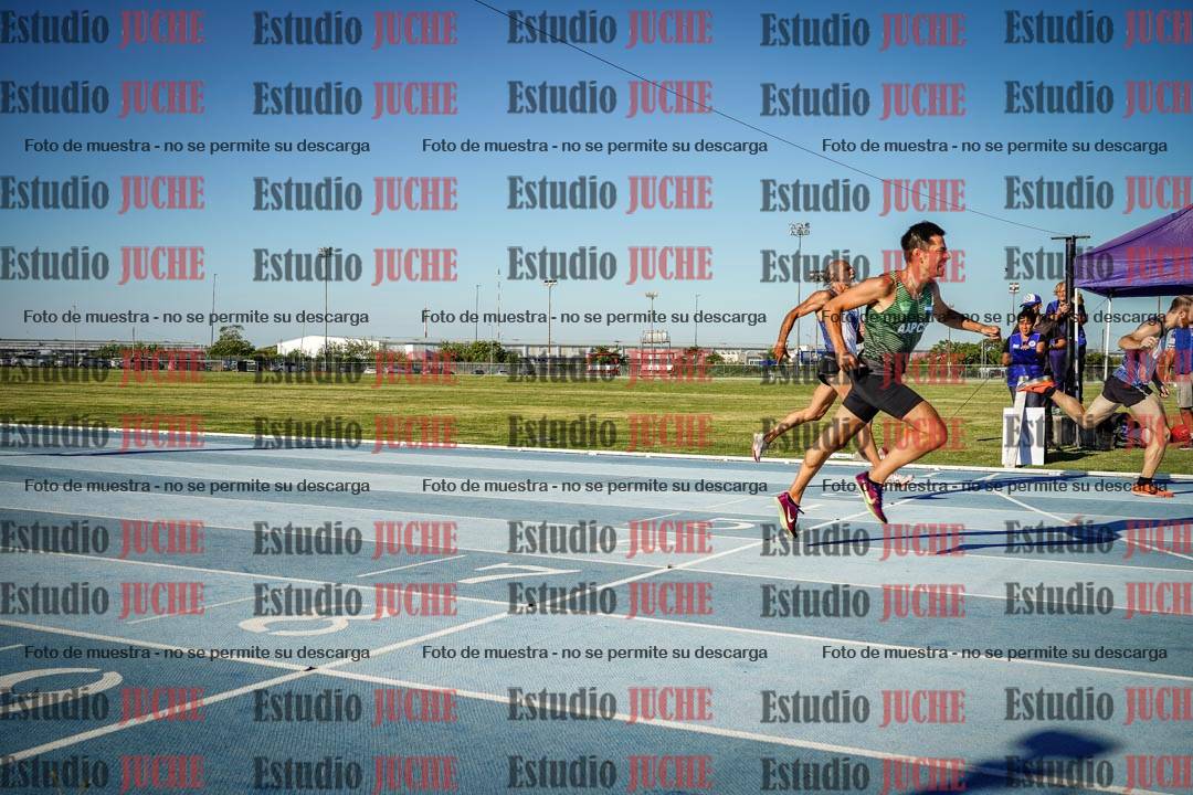 Fotos de los 400 m llanos de varones