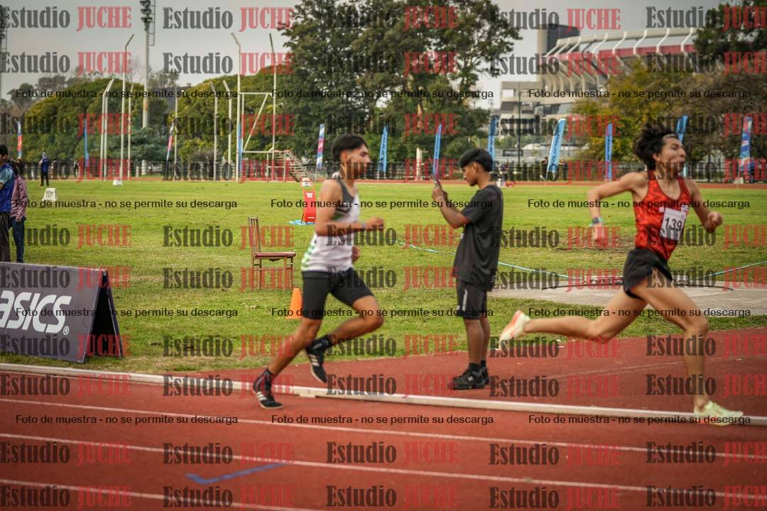 Fotos de los 1500 m llanos de varones