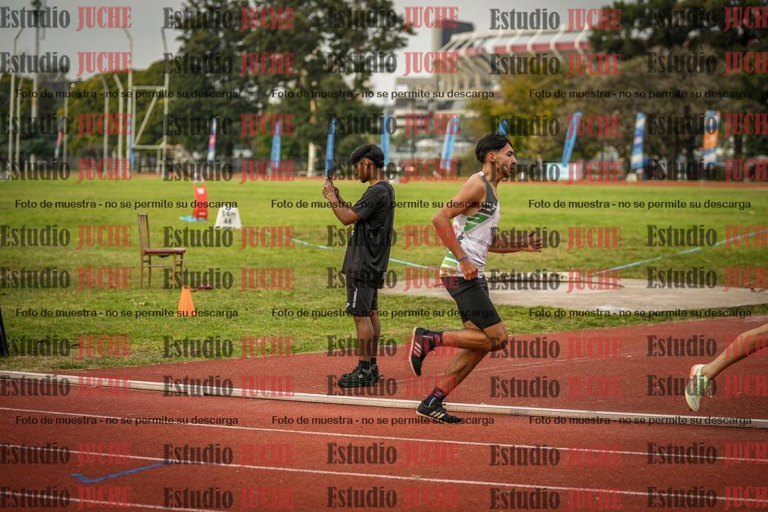 Fotos de los 1500 m llanos de varones