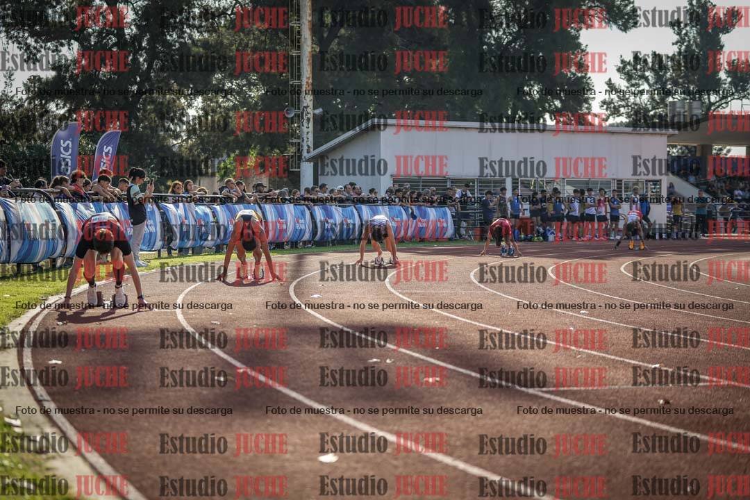 Fotos de los 400 m con vallas de varones