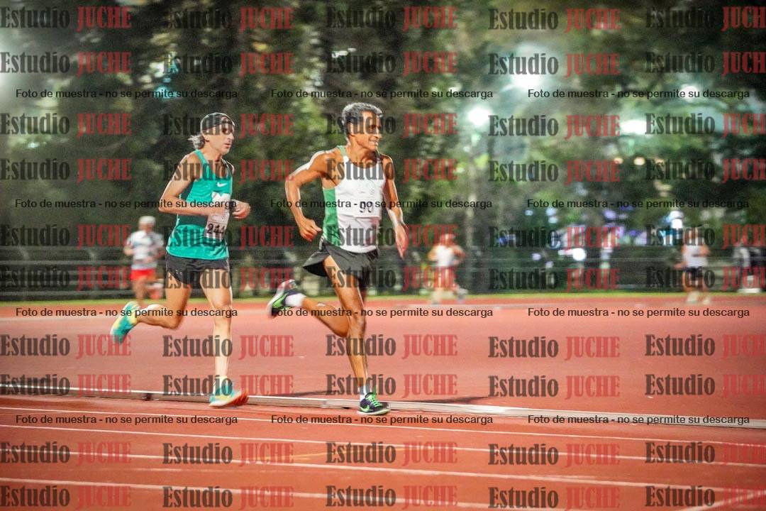 Fotos de los 1500 m llanos de varones