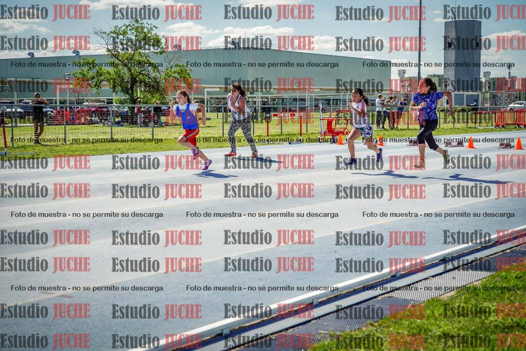 Fotos de los 50 m llanos de mujeres