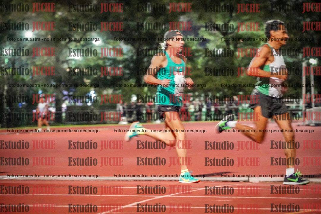 Fotos de los 1500 m llanos de varones