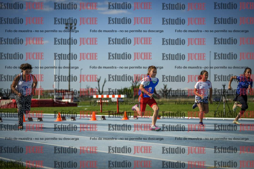 Fotos de los 50 m llanos de mujeres