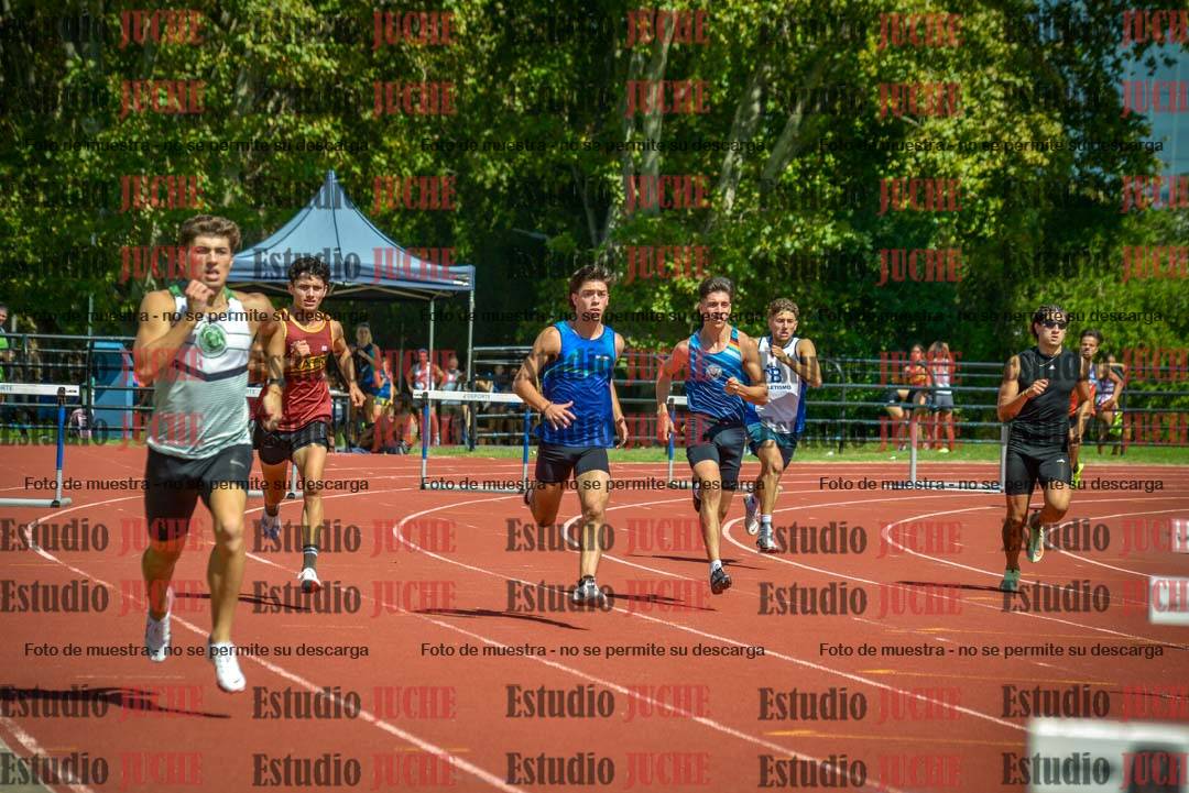 Fotos de los 400 m con vallas de varones
