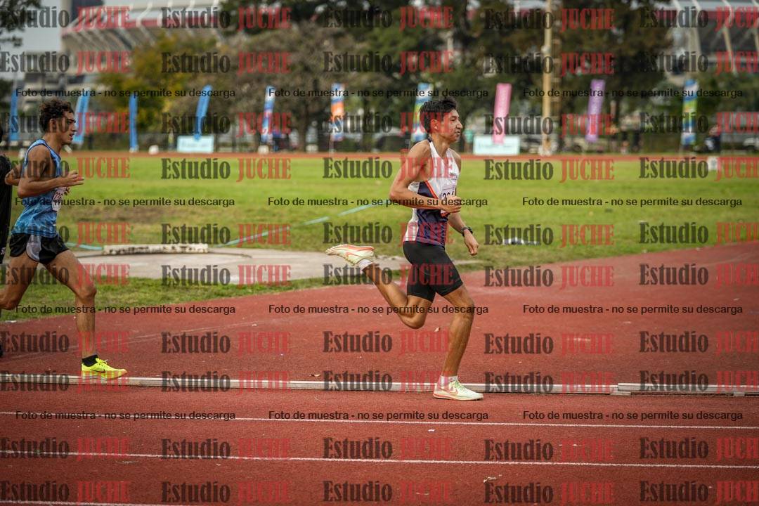 Fotos de los 1500 m llanos de varones