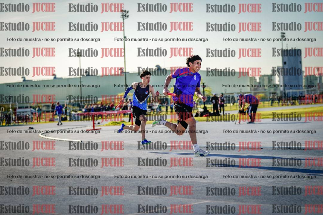 Fotos de las postas 4x100 m llanos de varones