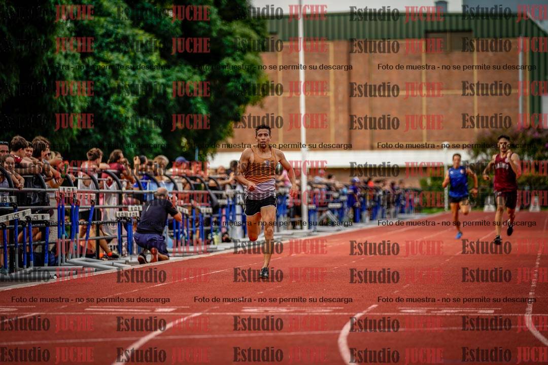 Fotos de los 400 m llanos de varones