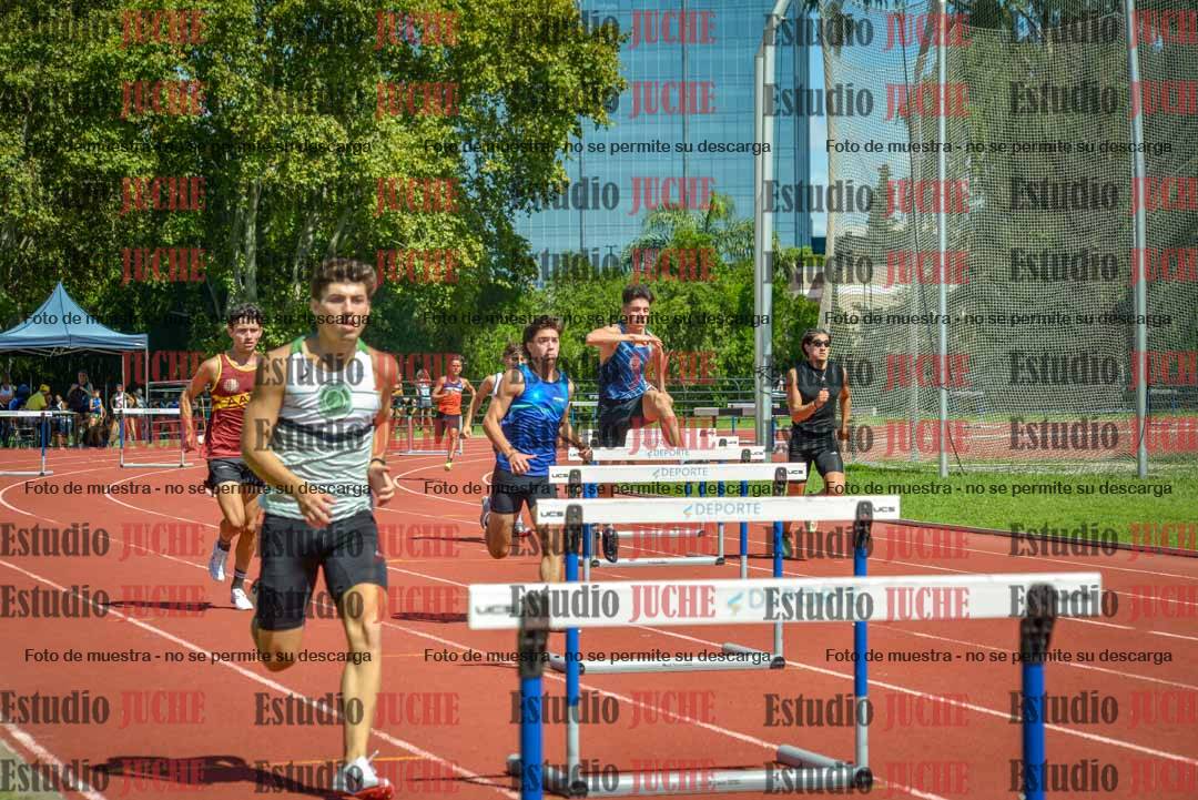 Fotos de los 400 m con vallas de varones