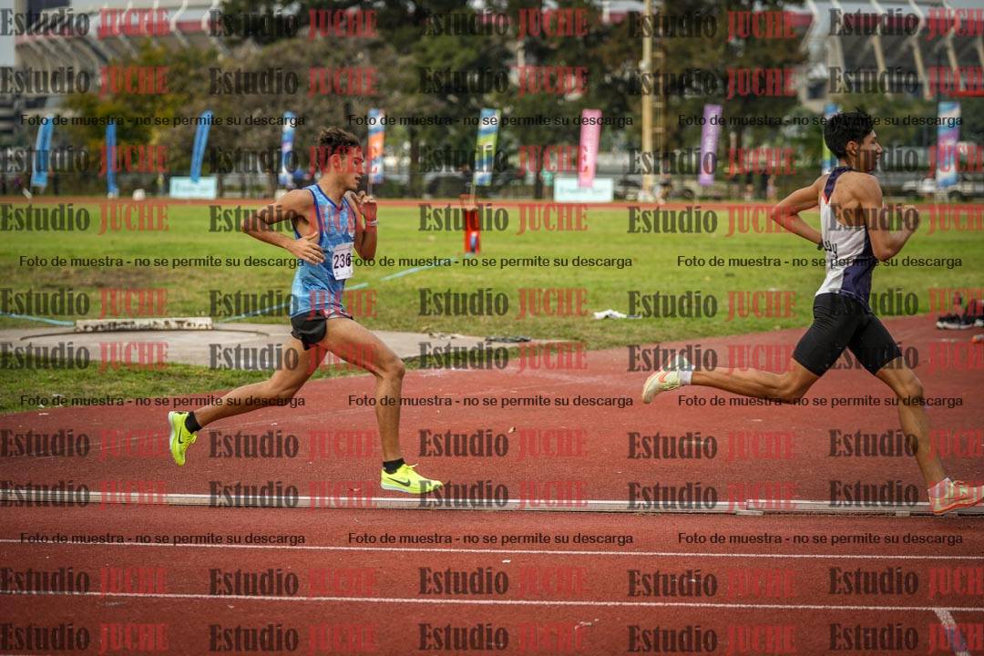Fotos de los 1500 m llanos de varones