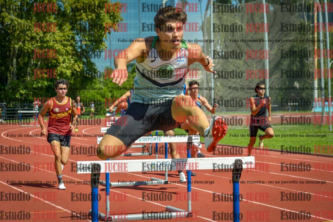 Fotos de los 400 m con vallas de varones