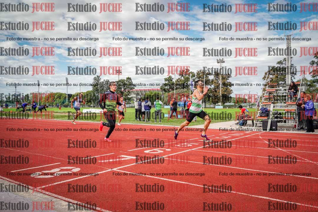 Fotos de los 400 m llanos de varones