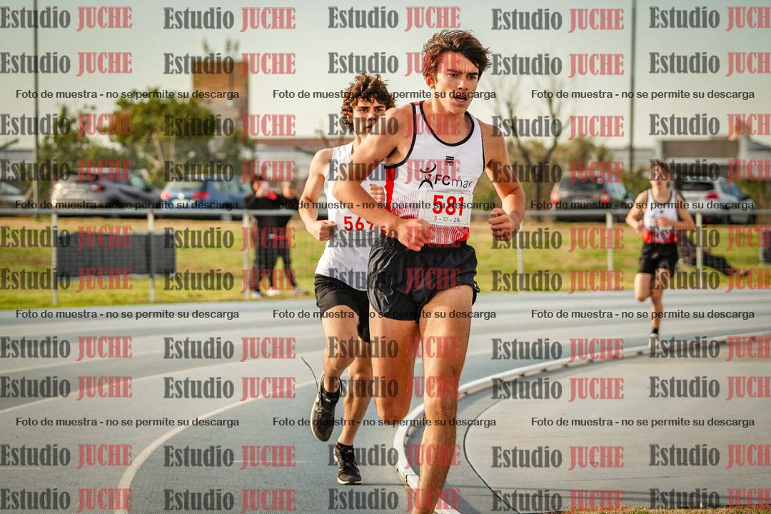 Fotos de los 1500 m llanos de varones