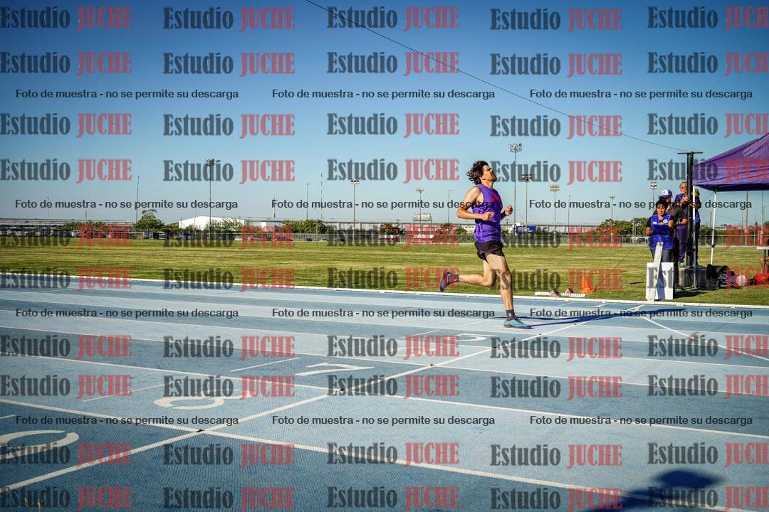 Fotos de los 400 m llanos de varones