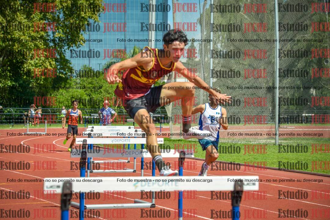 Fotos de los 400 m con vallas de varones