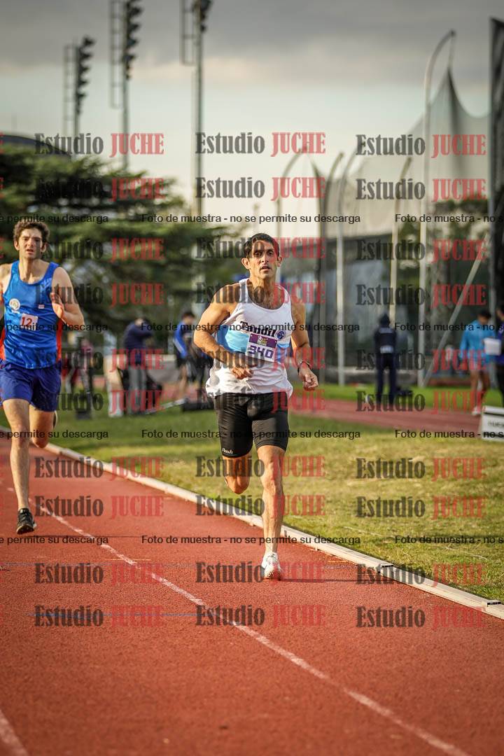 Fotos de los 1500 m llanos de varones