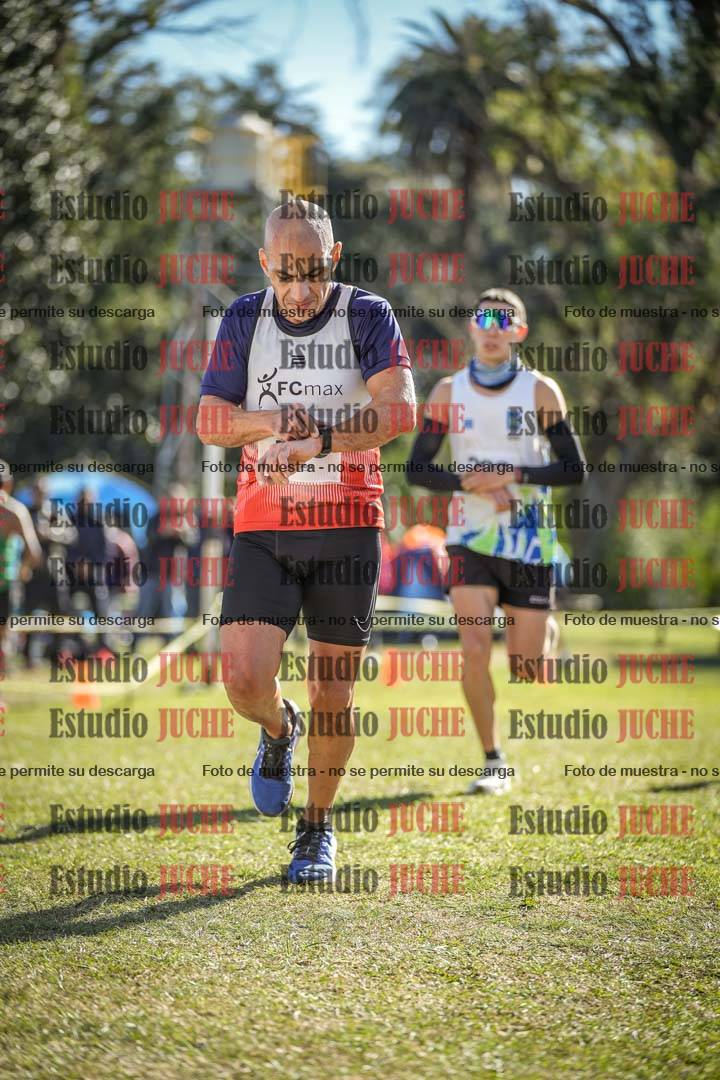 Fotos de la llegada del cross de 8000 m