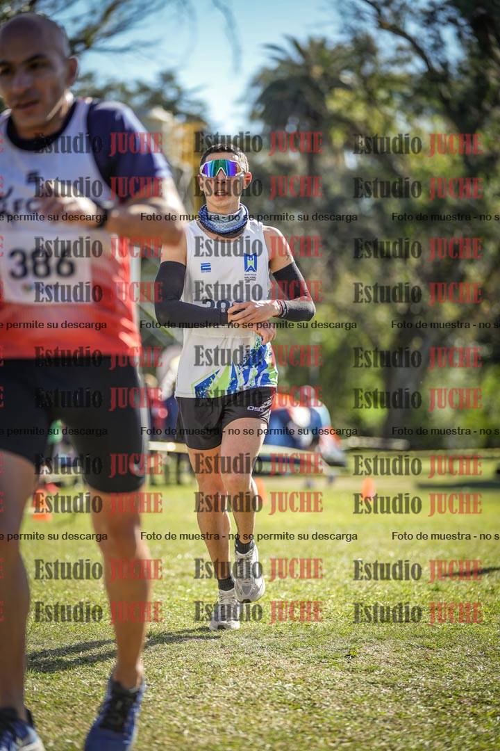 Fotos de la llegada del cross de 8000 m
