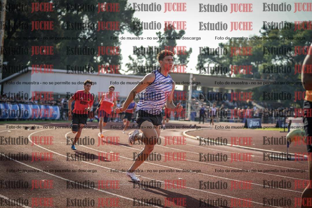Fotos de los 400 m con vallas de varones