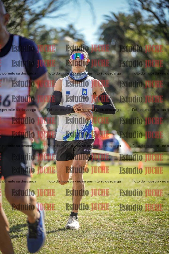 Fotos de la llegada del cross de 8000 m
